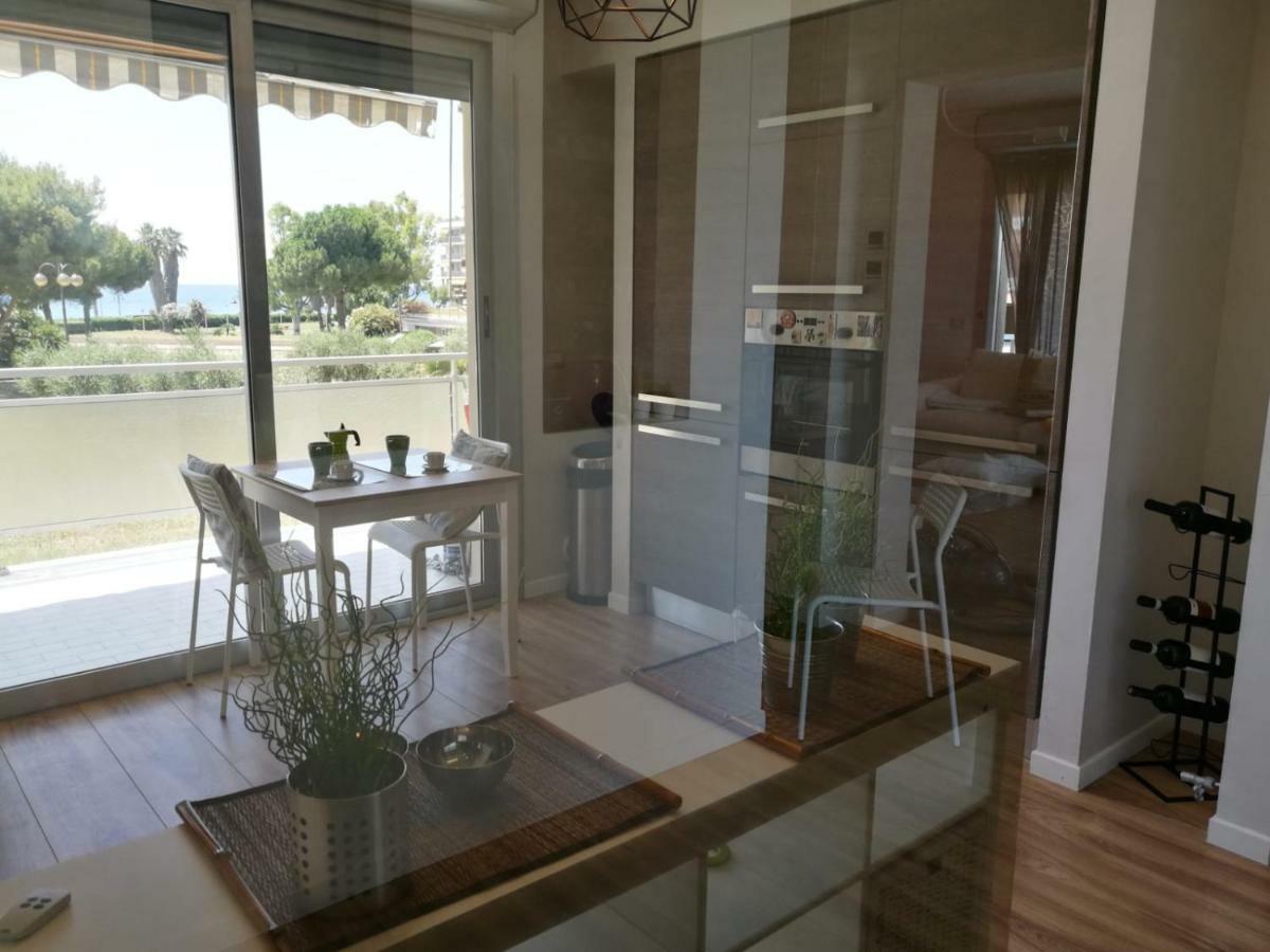 Mare 3 Apartment Вентимиля Екстериор снимка